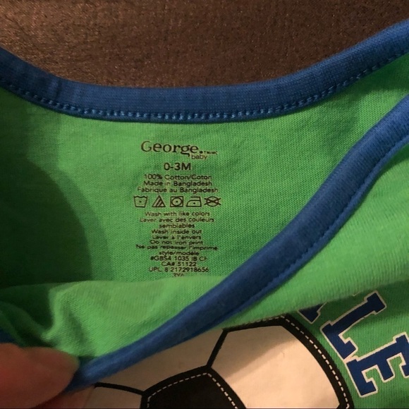 3 George Short Sleeve Onesies 0-3 Months - Picture 7 of 11